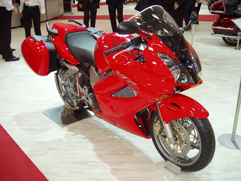 Honda VFR800 1