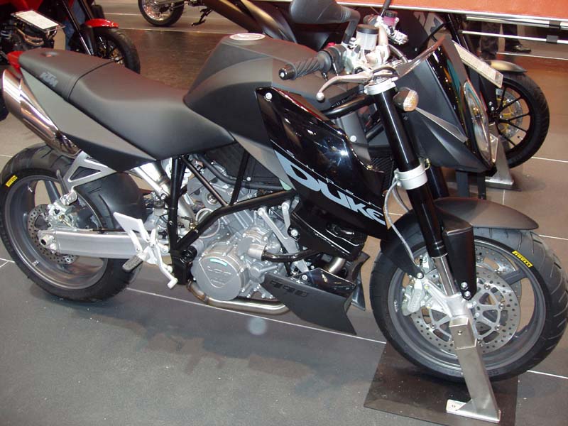 KTM LC8 Duke 2