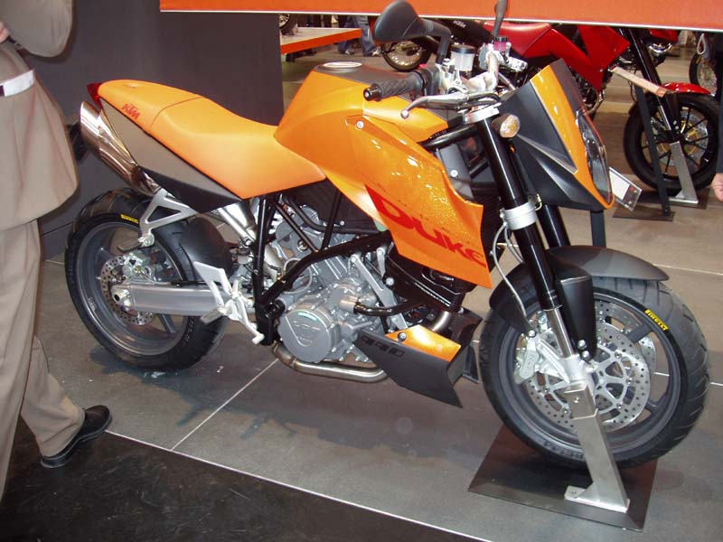 KTM LC8 Duke