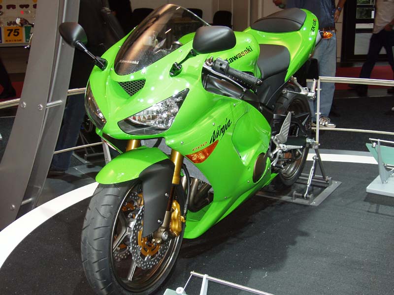 Kawasaki ZX-6 1